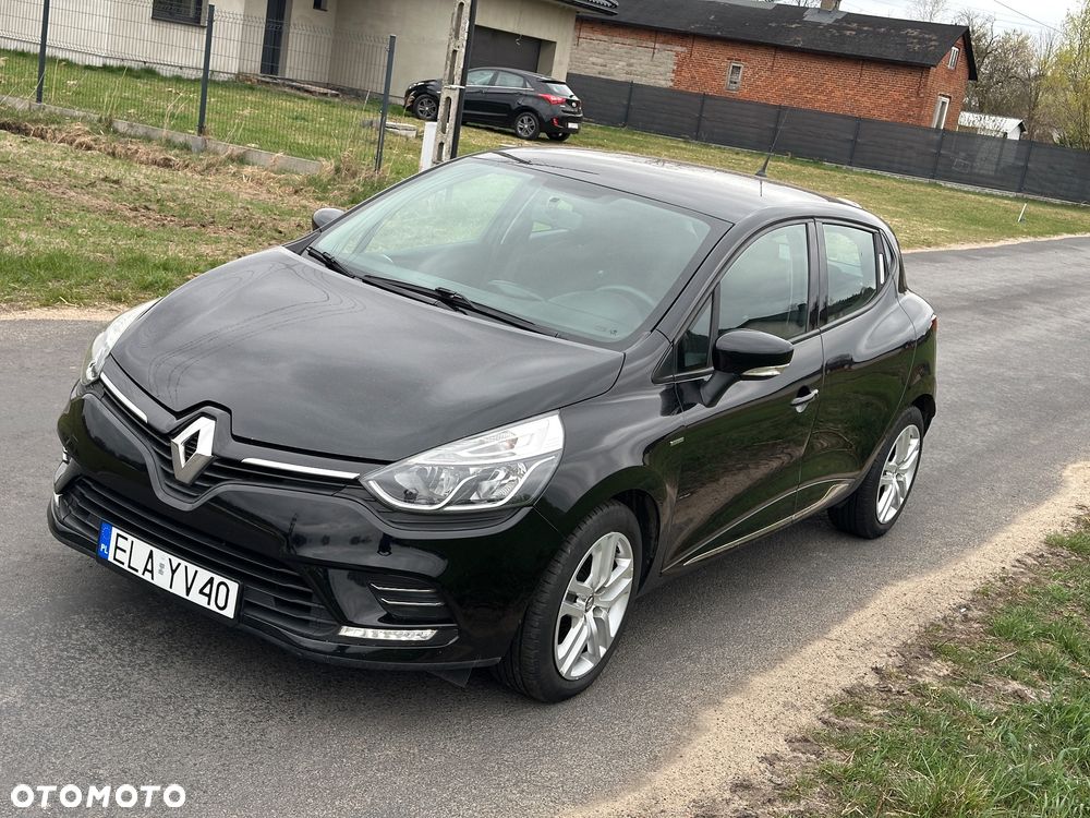 Renault Clio 1.2 16V 75 LIMITED - 15