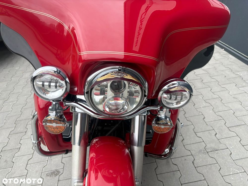 Harley-Davidson Touring Electra Glide - 16