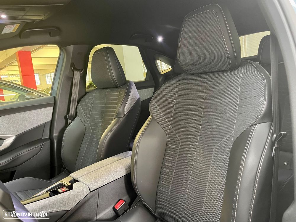 Peugeot 3008 1.2 Hybrid Allure Pack e-DCS6 - 22