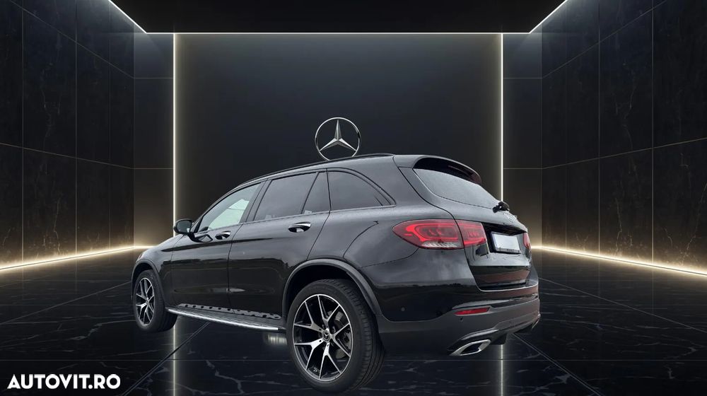 Mercedes-Benz GLC 300 e 4MATIC - 5