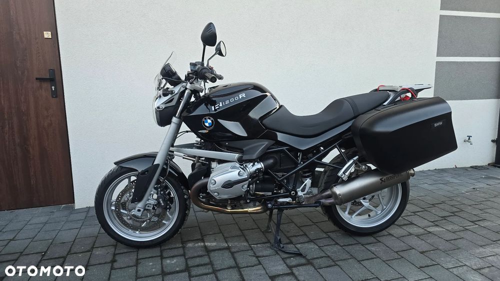 BMW R - 1