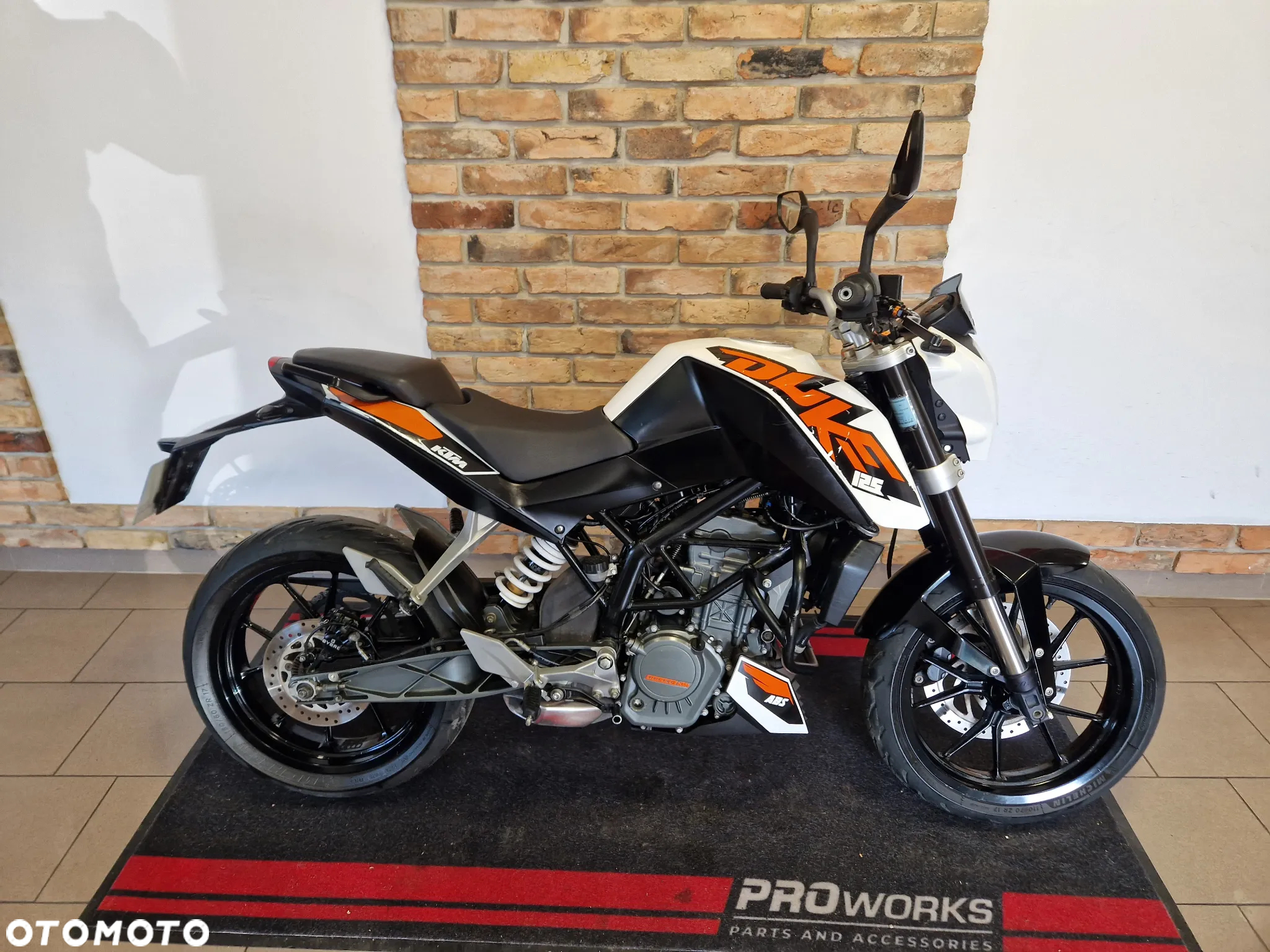 KTM Duke - 4