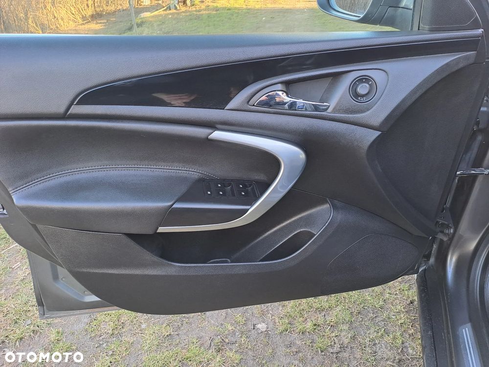 Opel Insignia 2.8 T V6 Cosmo 4x4 - 11