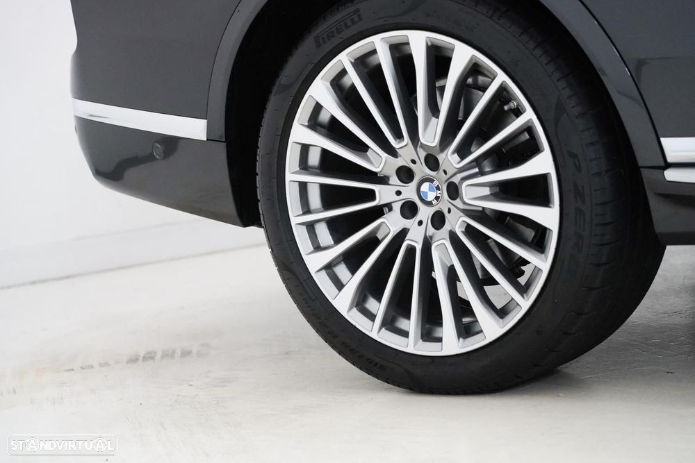 BMW X7 40 d xDrive - 33