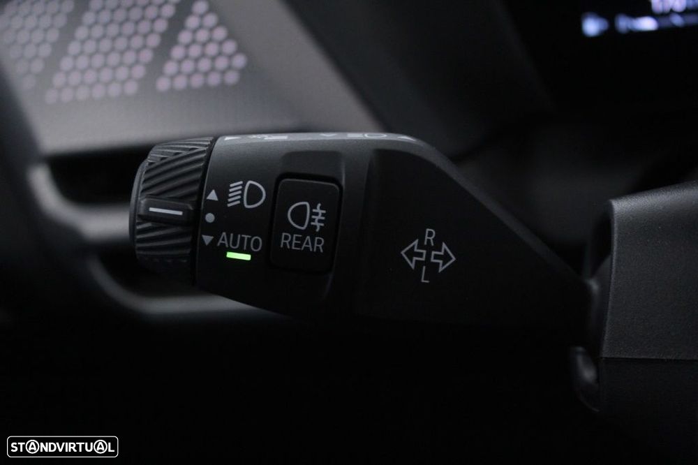 BMW 118 d Pack Desportivo M - 25