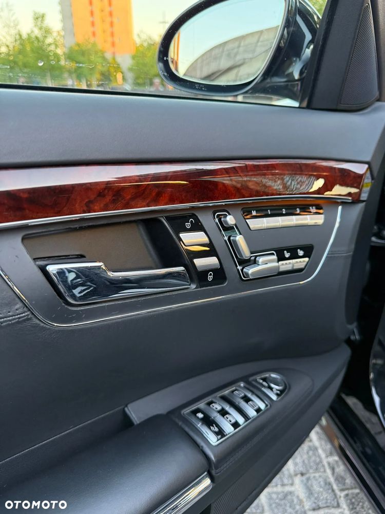 Mercedes-Benz Klasa S 63 AMG L 7G-TRONIC - 19