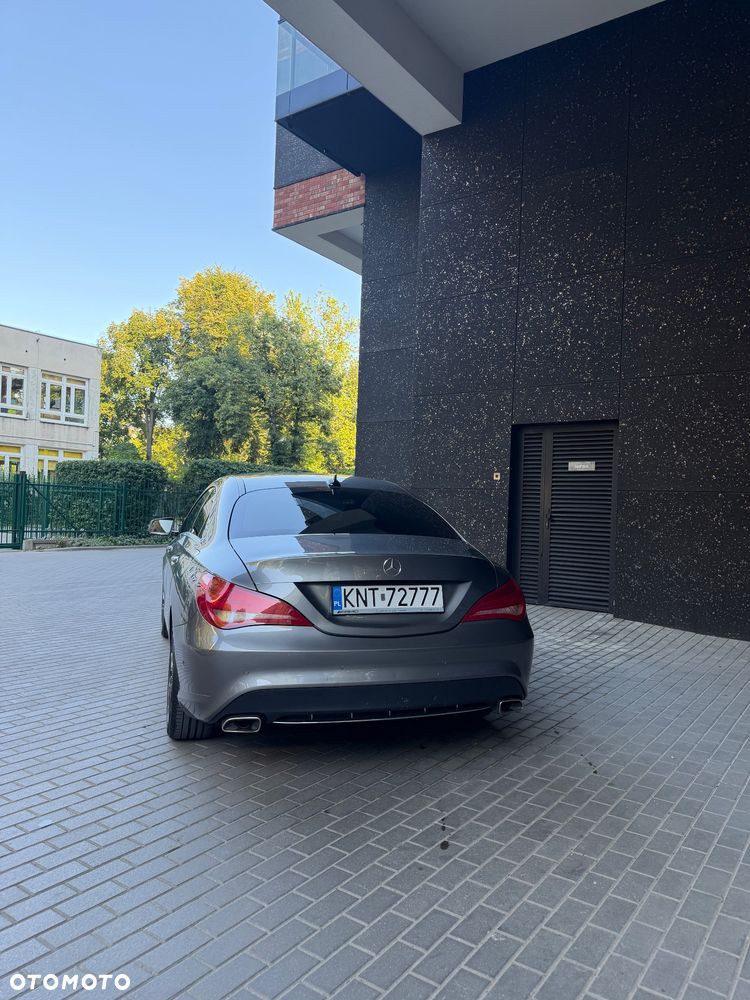 Mercedes-Benz CLA 220 d 4Matic 7G-DCT - 5