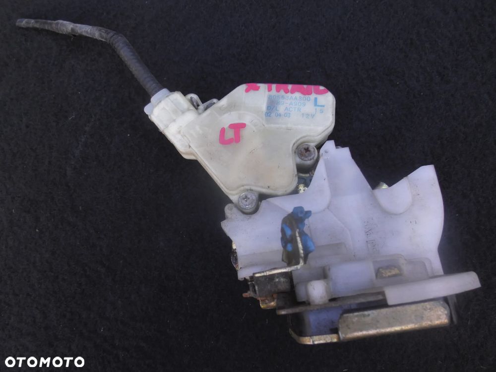 NISSAN X-TRAIL T30 ZAMEK LEWY TYŁ 80553AA300 - 1