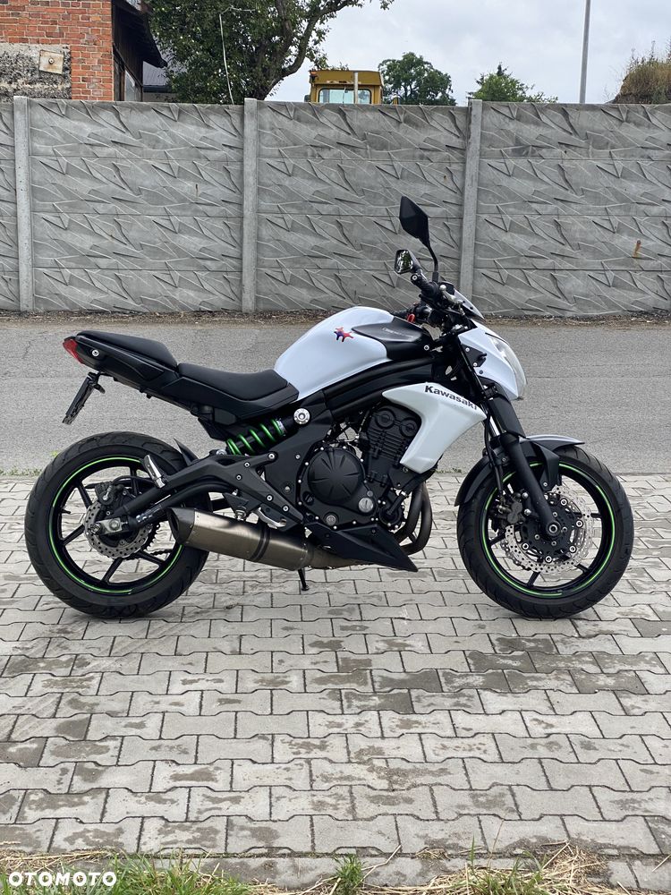 Kawasaki ER - 2