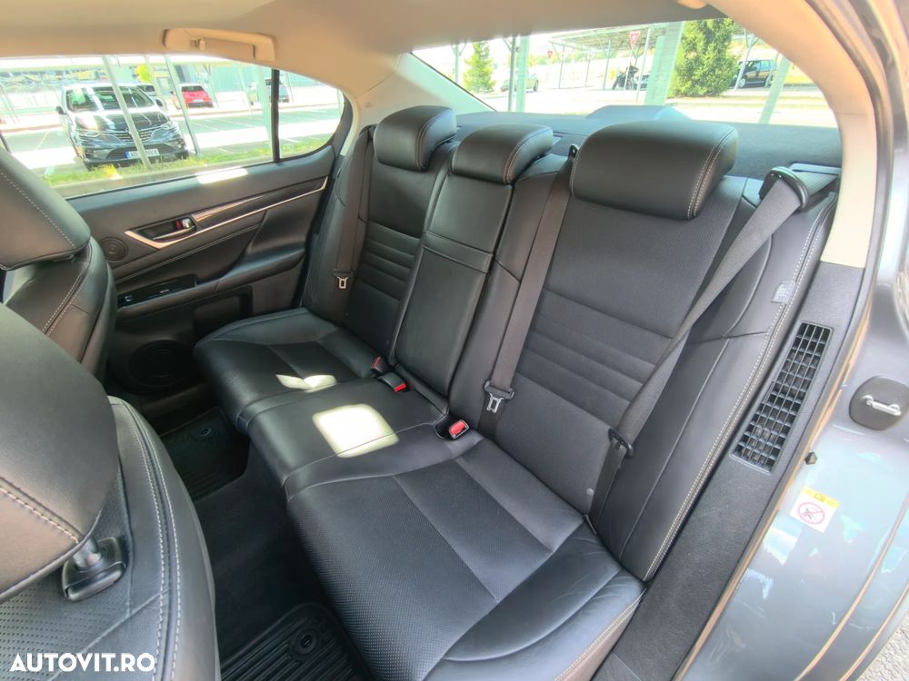 Lexus Seria GS 300h Aut Luxury - 13