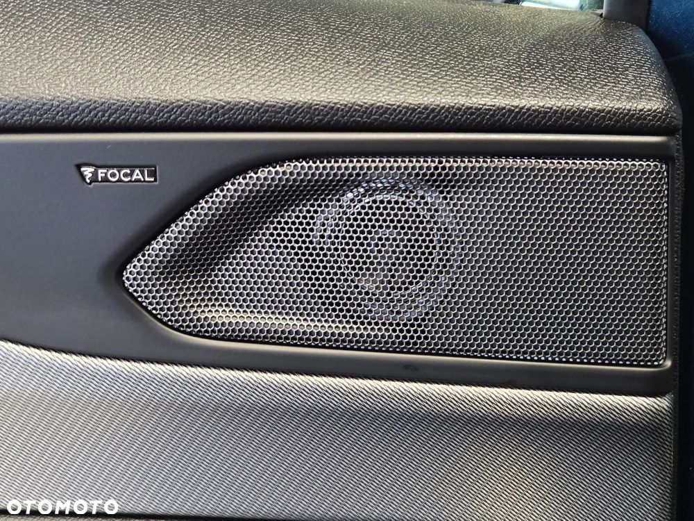 Peugeot 408 1.6 Plug-In Hybrid 180 GT EAT8 - 30