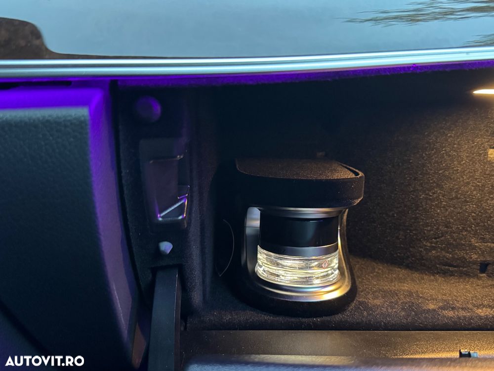 Mercedes-Benz E 300 de 9G-TRONIC Exclusive - 35