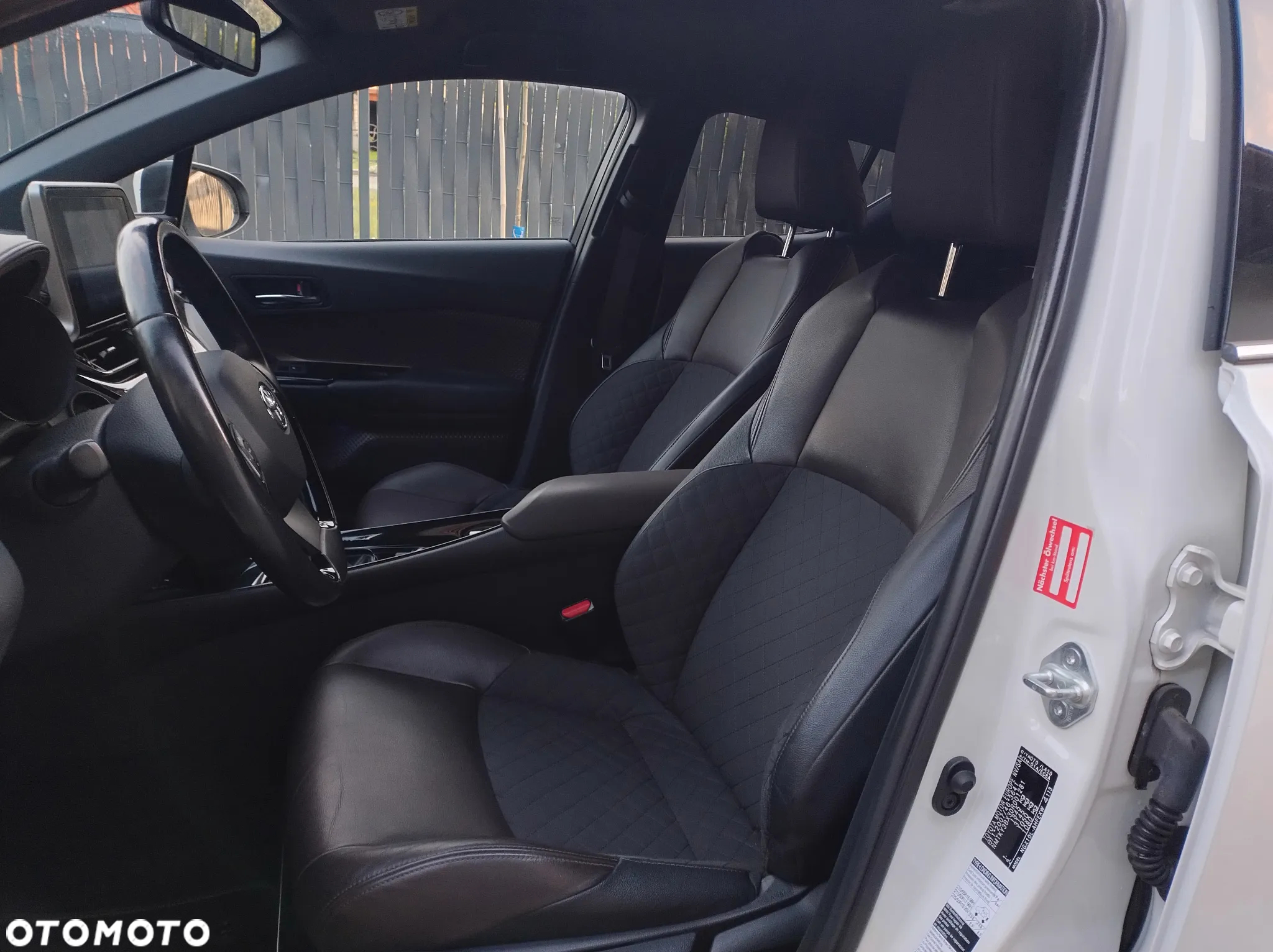 Toyota C-HR 1.2 Turbo Lounge - 15