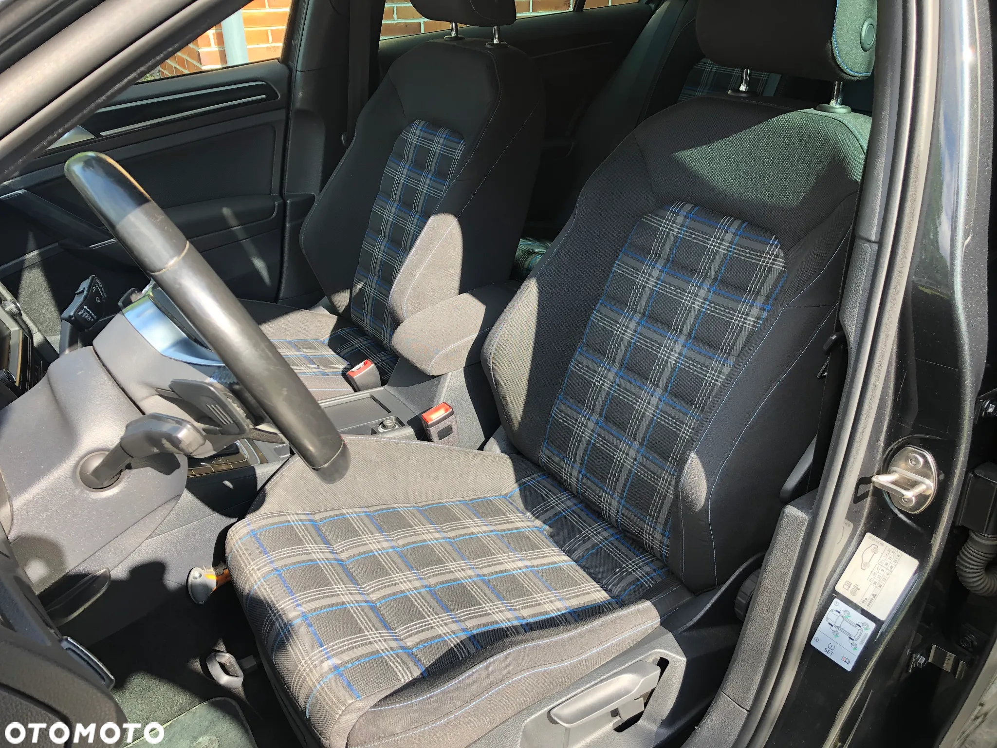 Volkswagen Golf VII 1.4 TSI Plug-In-Hybrid GTE - 19