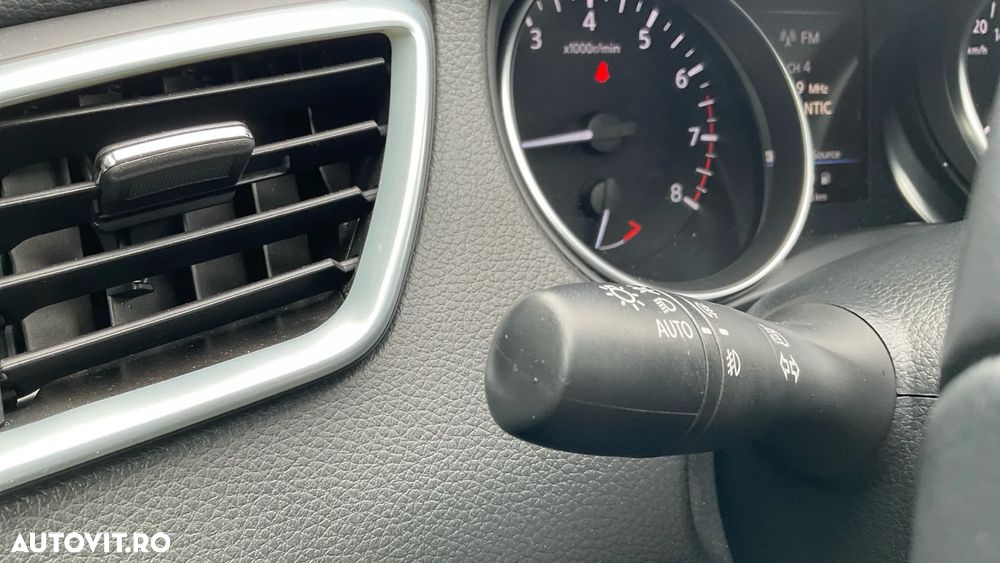 Nissan Qashqai - 30