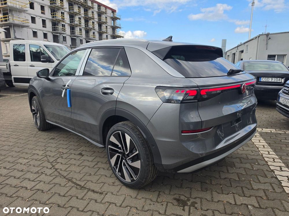 Volkswagen T-Roc - 13