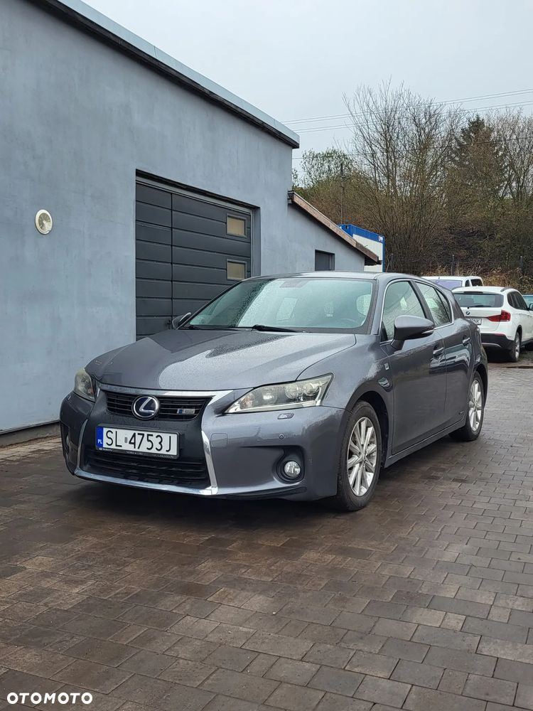Lexus CT Standard - 2