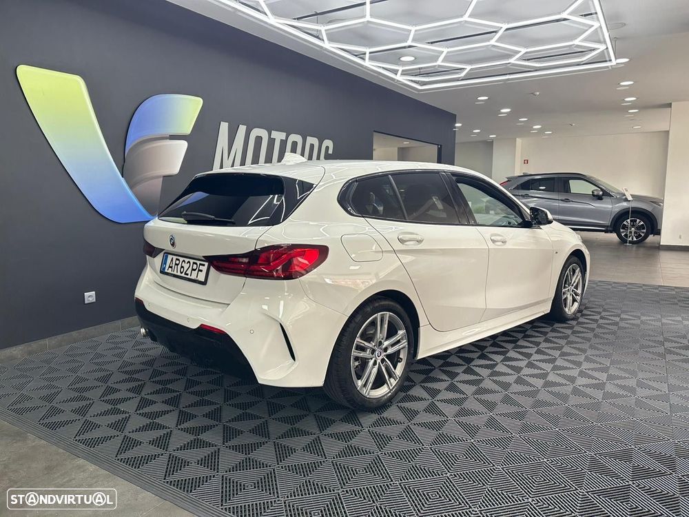 BMW 116 d Pack 50 anos M Auto - 14
