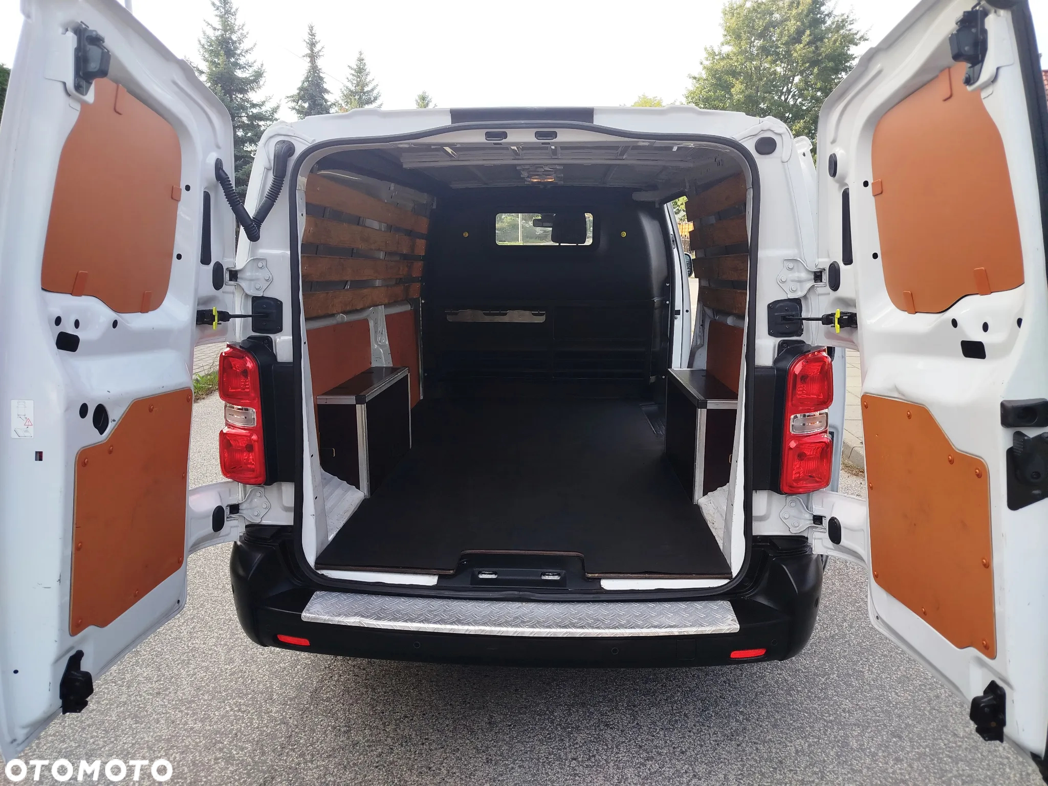 Opel VIVARO - 11