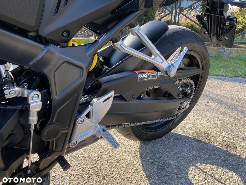 Honda CBR - 26