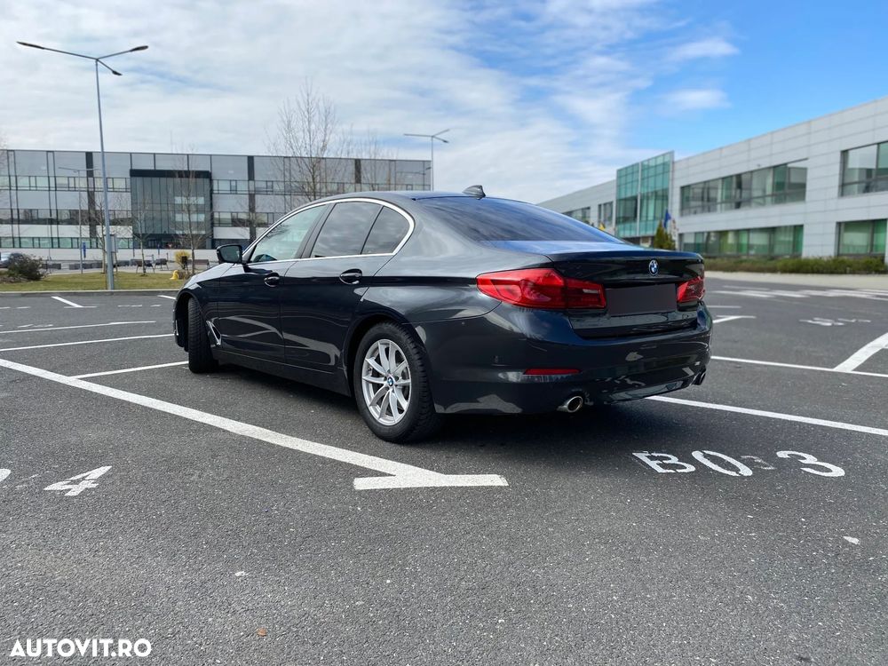 BMW Seria 5 520d AT - 22