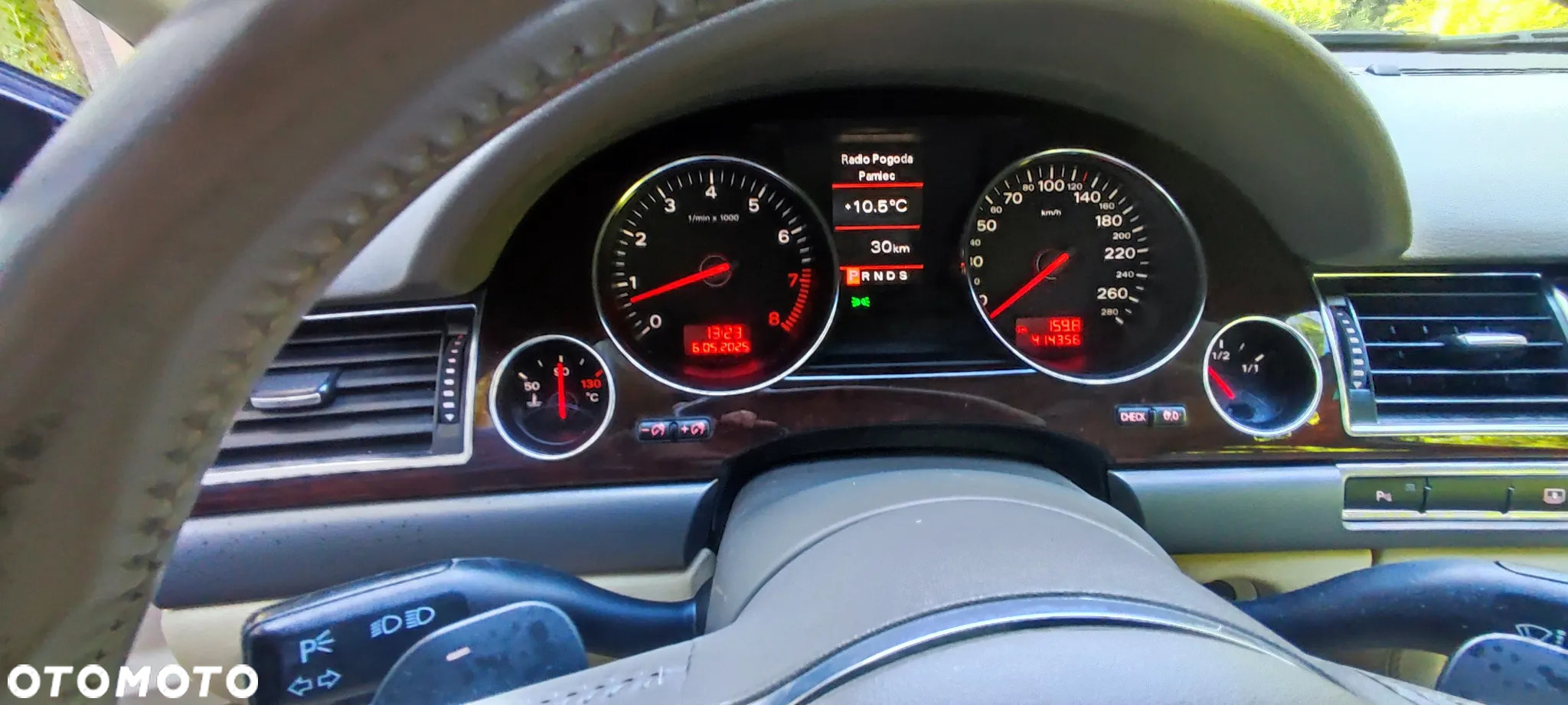 Audi A8 4.2 Quattro - 2