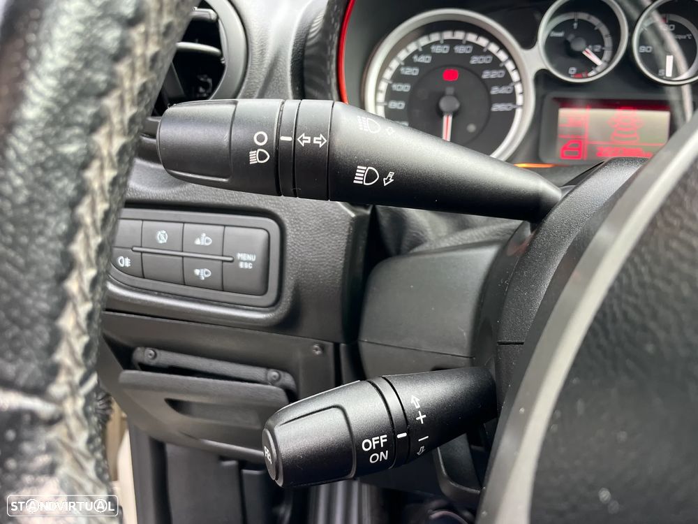 Alfa Romeo MiTo 1.3 JTD Distinctive S&S - 21