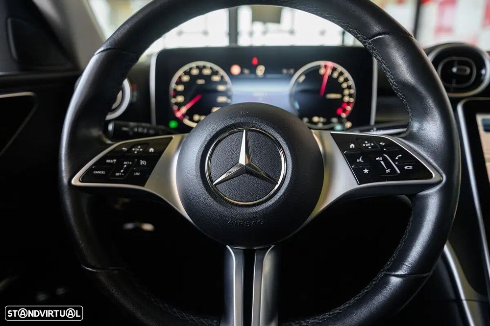 Mercedes-Benz C 300 e AMG Line - 49