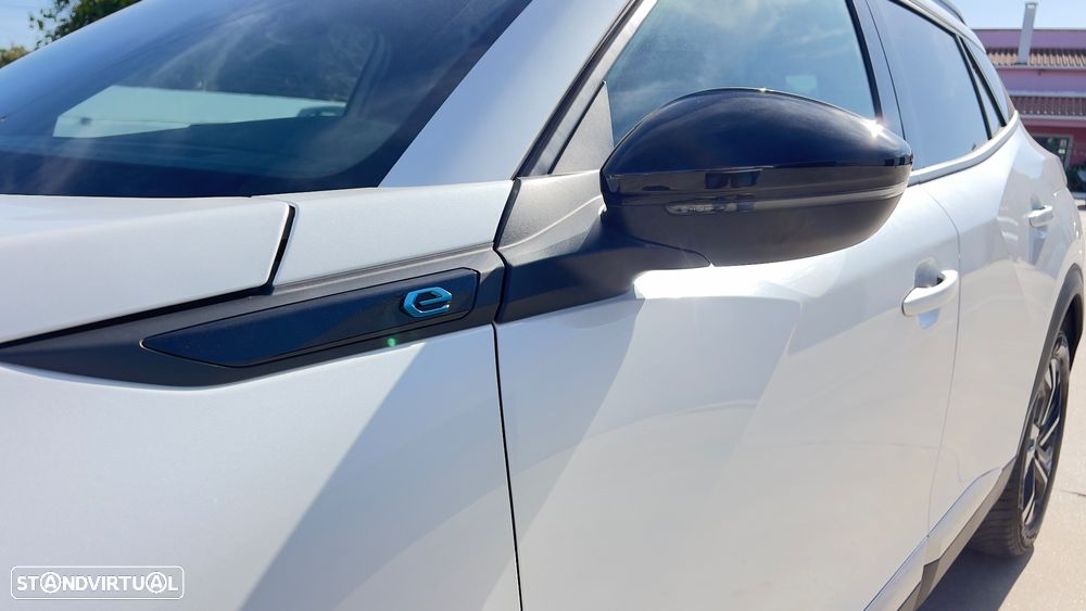 Peugeot e-2008 Allure Pack - 11
