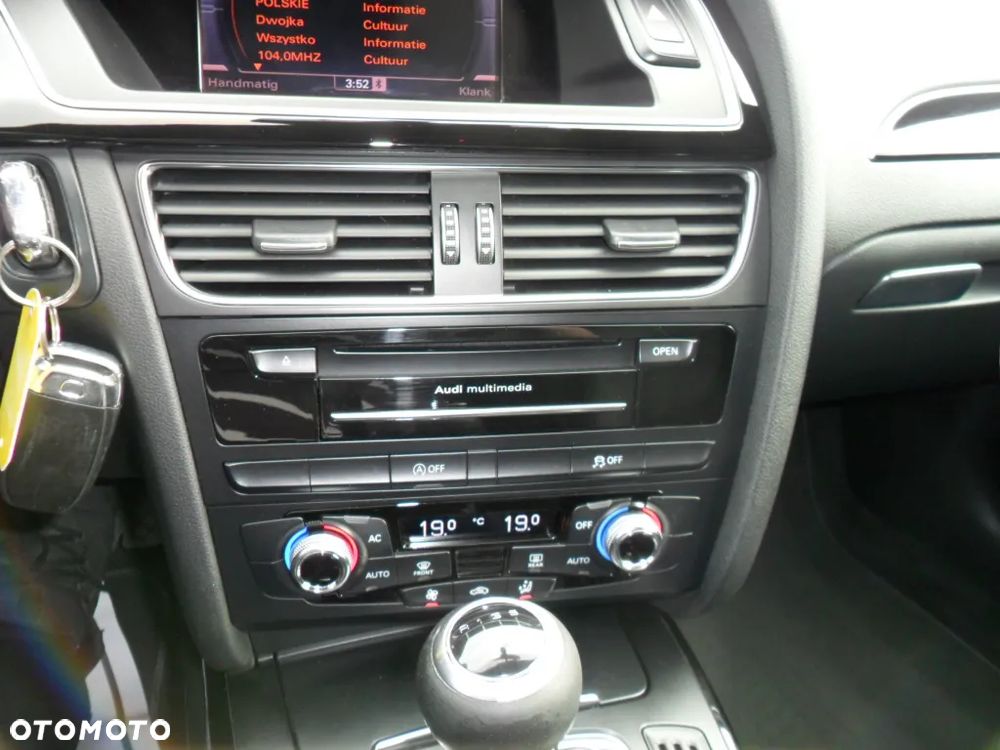 Audi A4 Avant 1.8 TFSI S line Sportpaket - 30