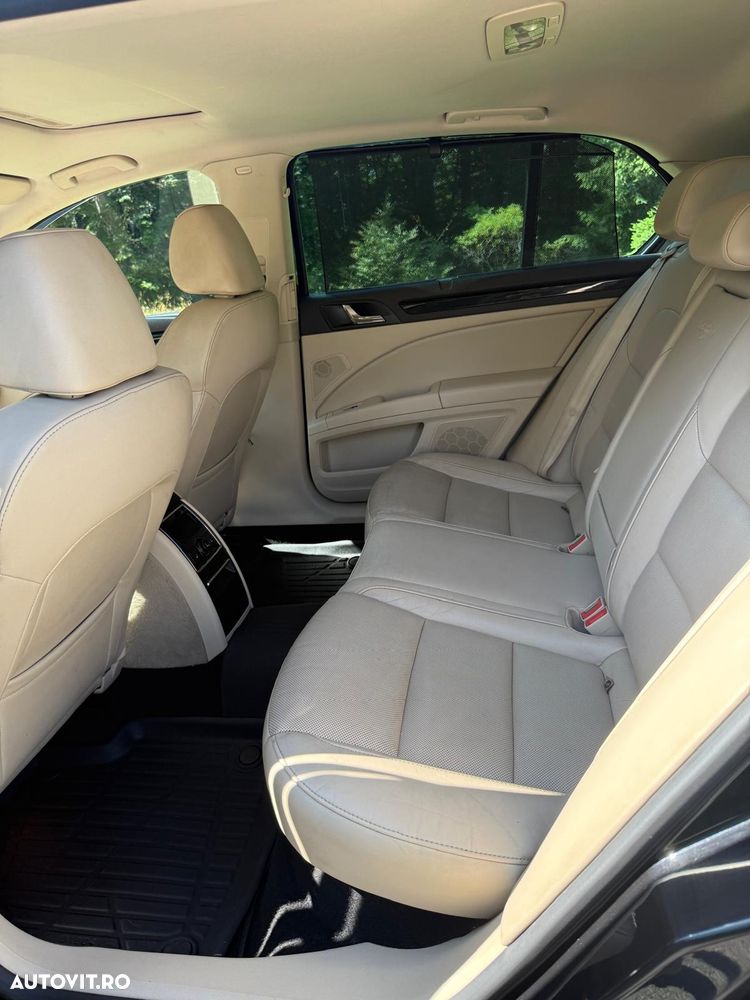 Skoda Superb 2.0 TDI 4X4 Laurin&Klement - 6