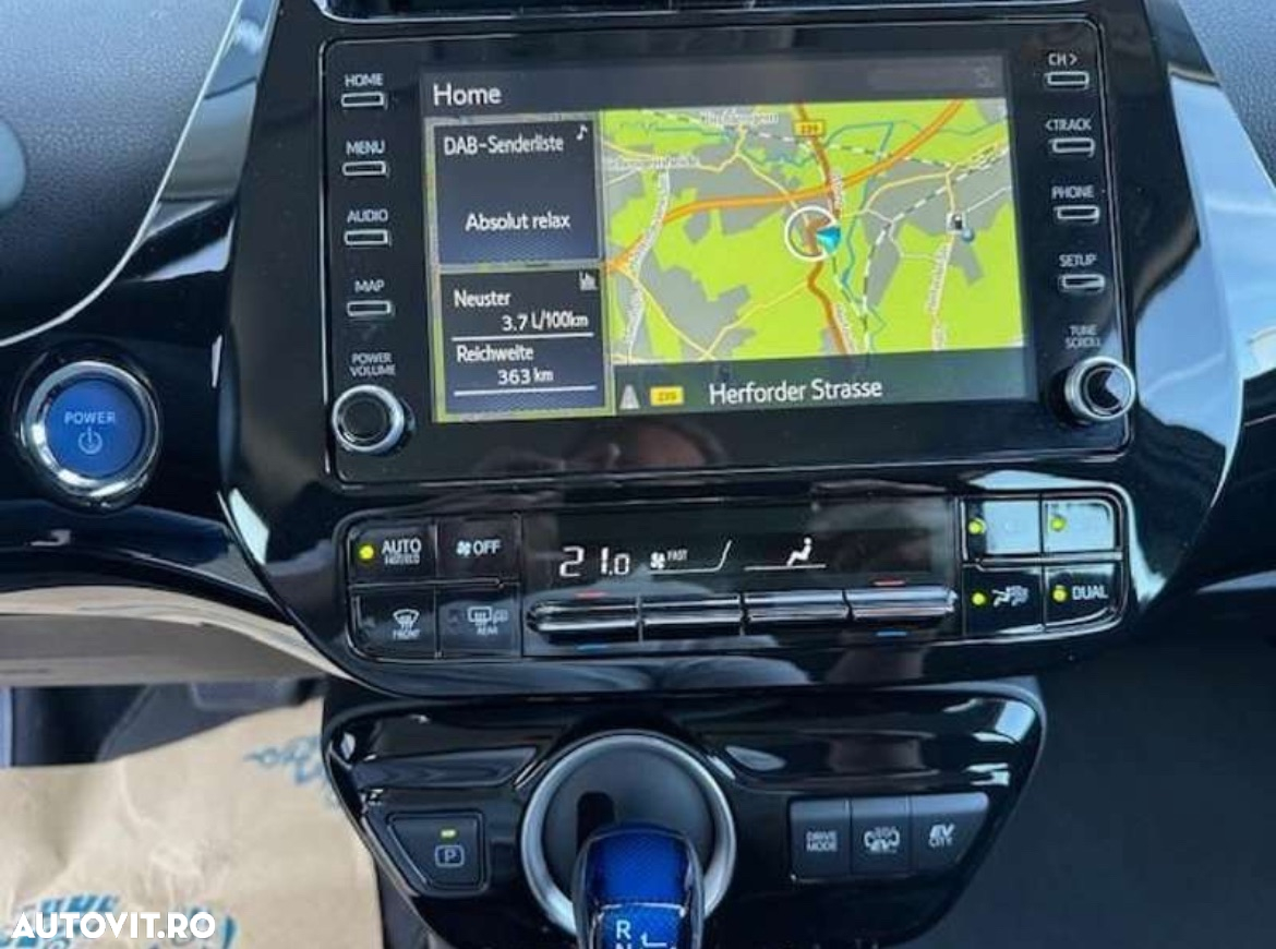 Toyota Prius Plug-in Hybrid Comfort - 17