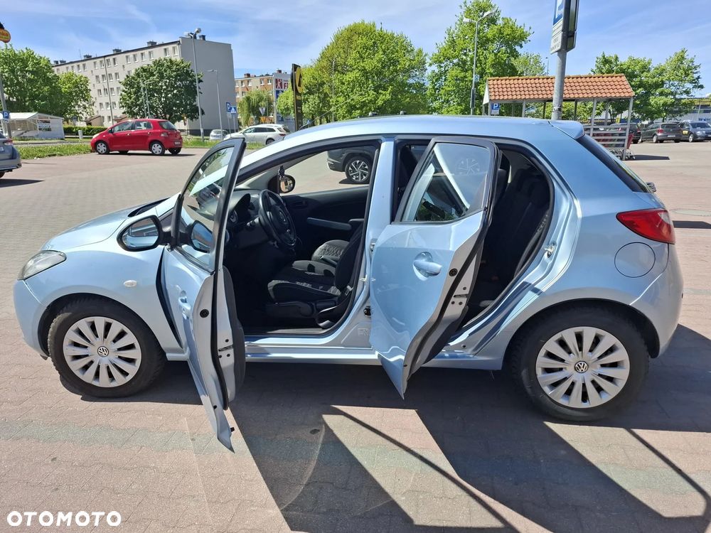 Mazda 2 - 5