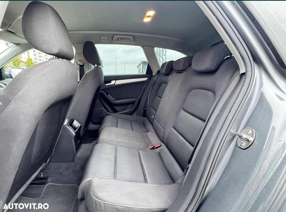 Audi A4 2.0 TDI DPF multitronic S line Sportpaket - 8