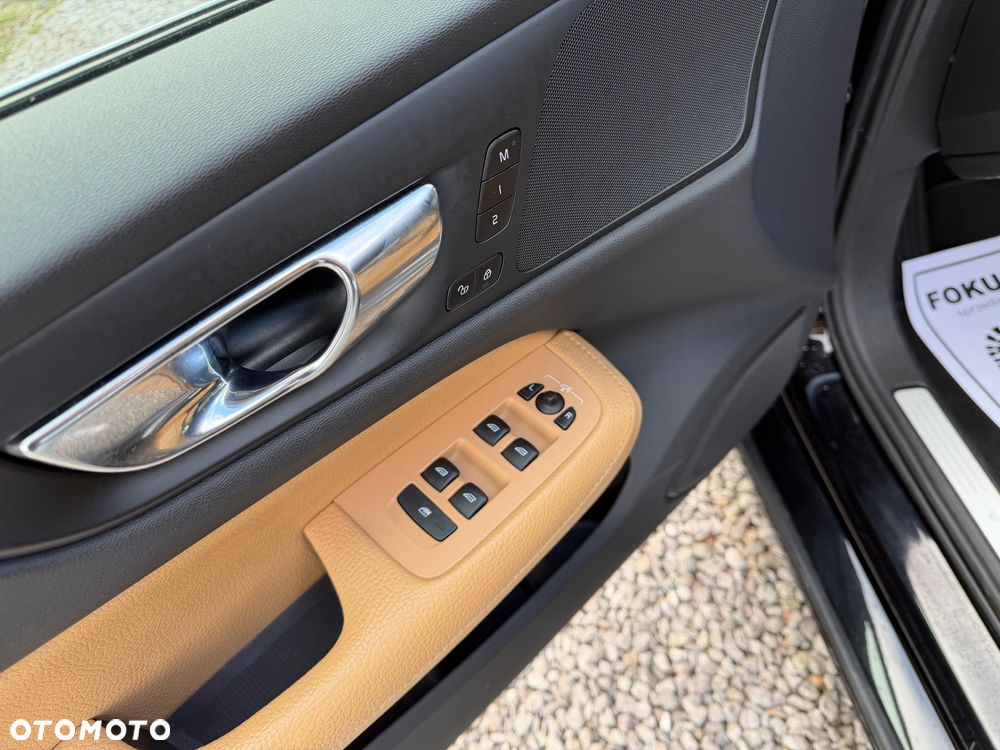 Volvo S60 T4 Inscription - 38