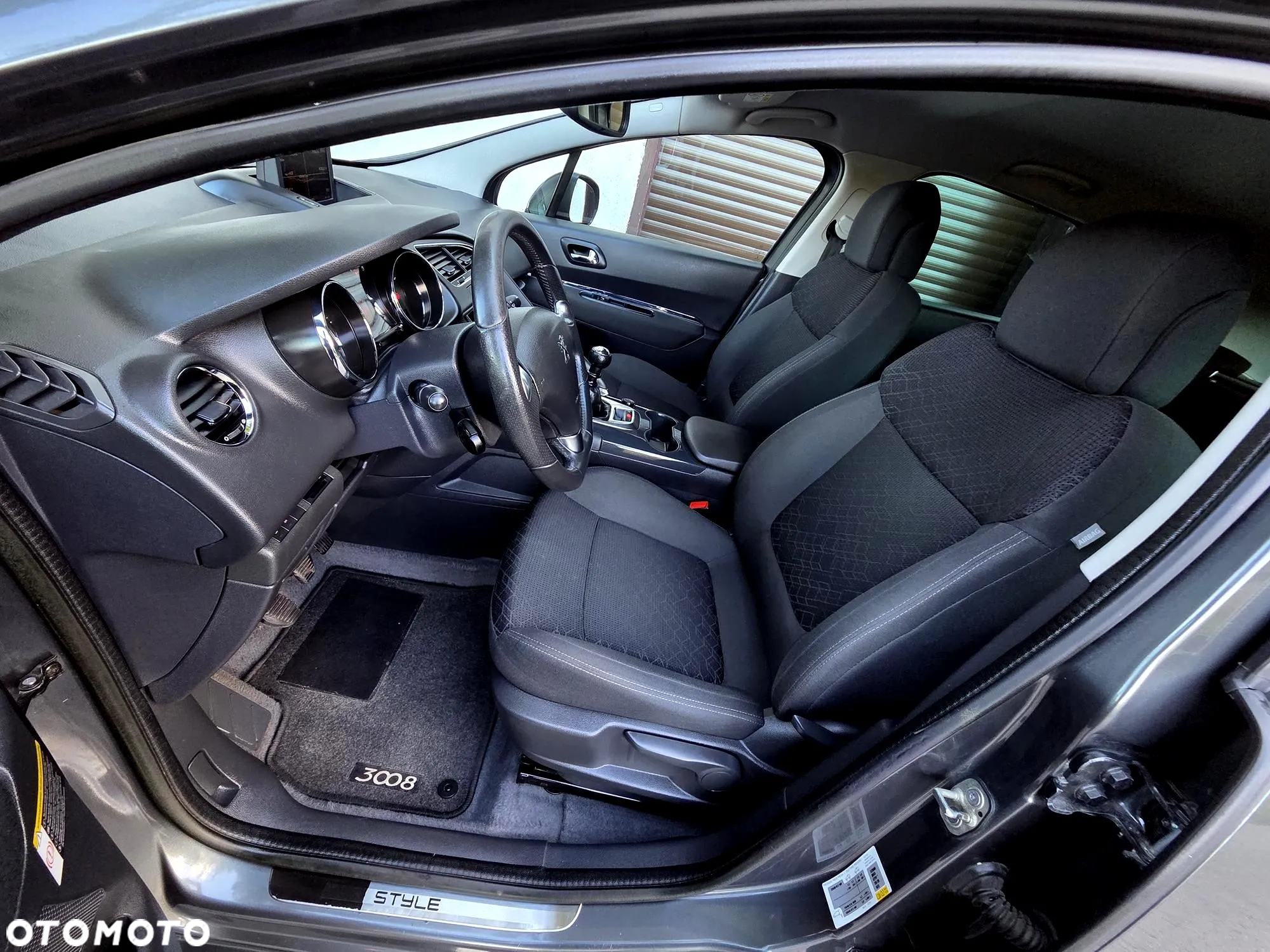 Peugeot 3008 1.6 HDi Style - 6