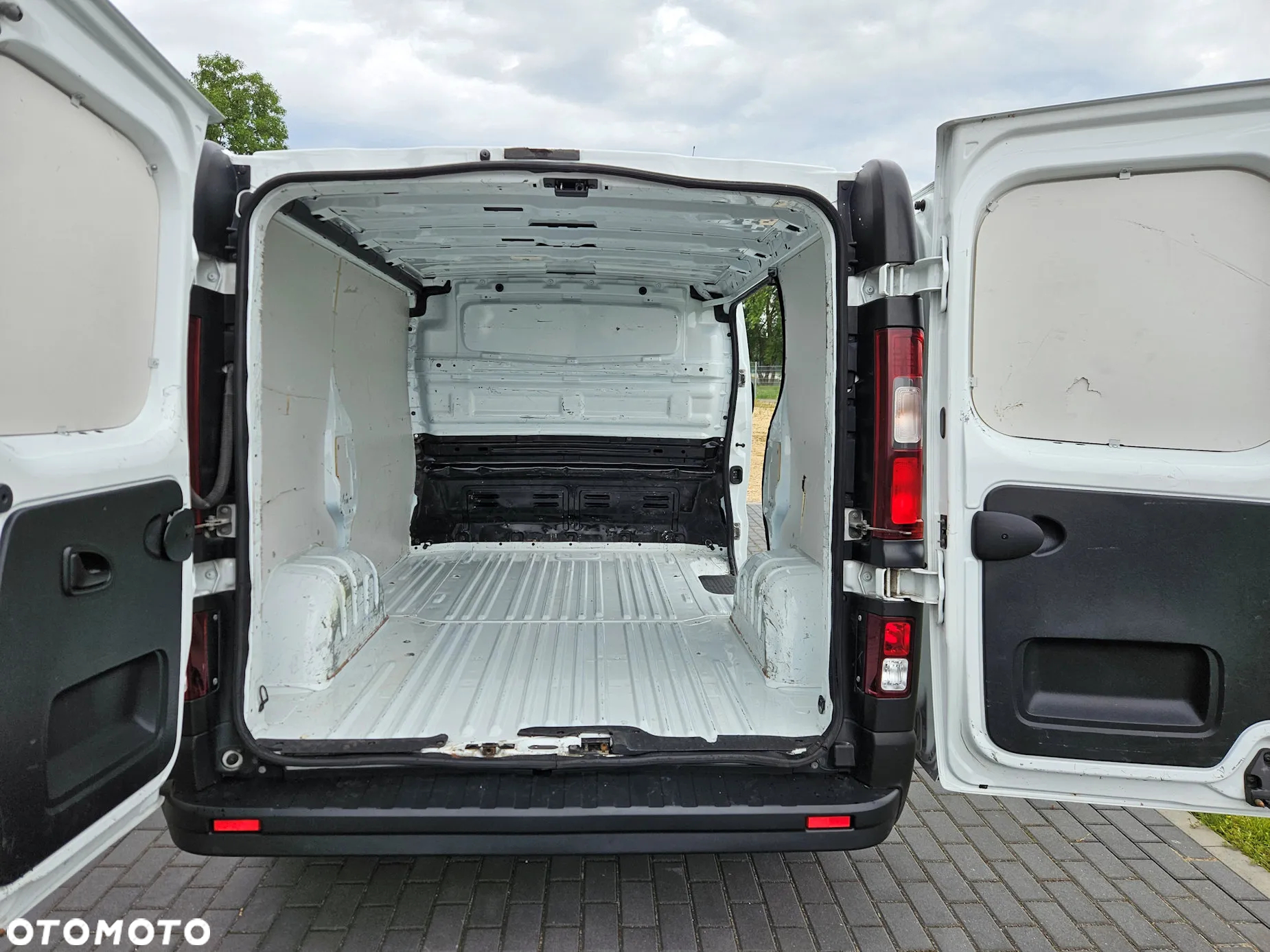 Opel VIVARO CDTI 120KM - 15