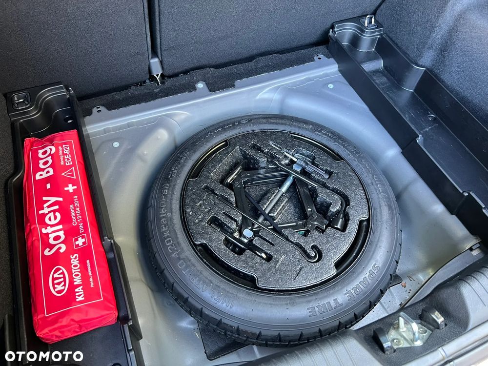 Kia Ceed Cee'd 1.4 L Business Line - 38