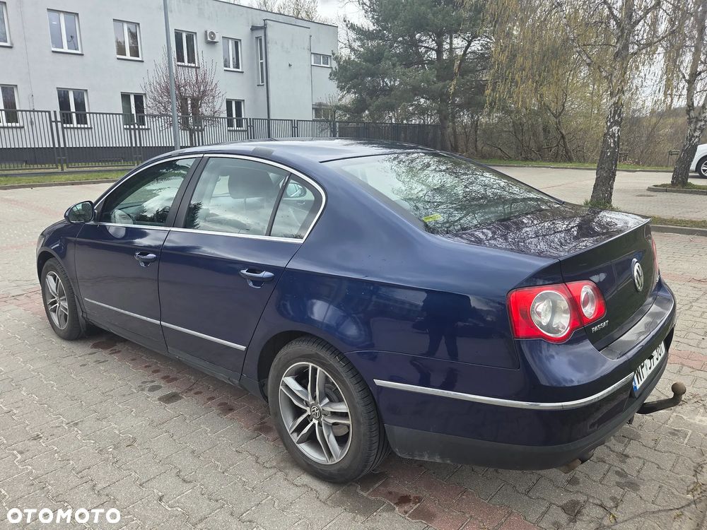Volkswagen Passat 2.0 TDI Highline - 7