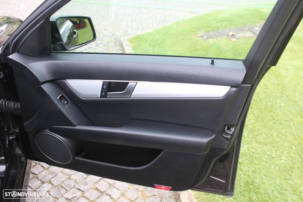 Mercedes-Benz C 220 Station CDI DPF (BlueEFFICIENCY) Avantgarde - 20
