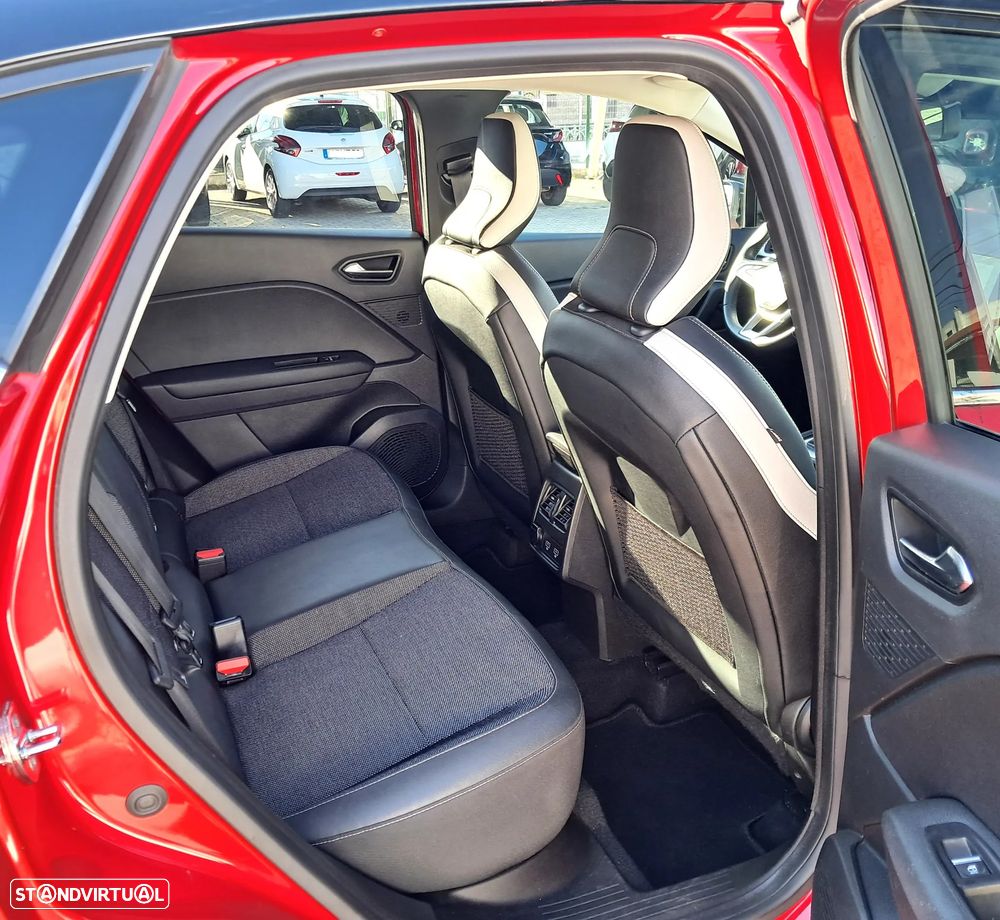 Renault Captur 1.0 TCe Exclusive - 13