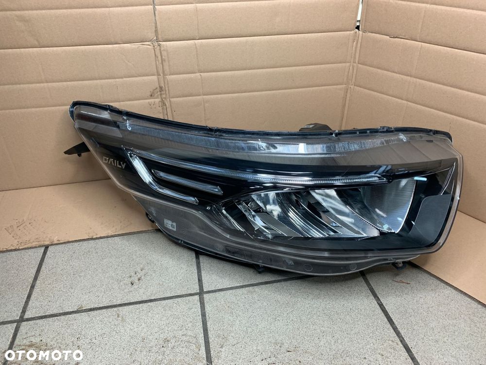 lampa prawa przednia iveco daily full led idealna - 2