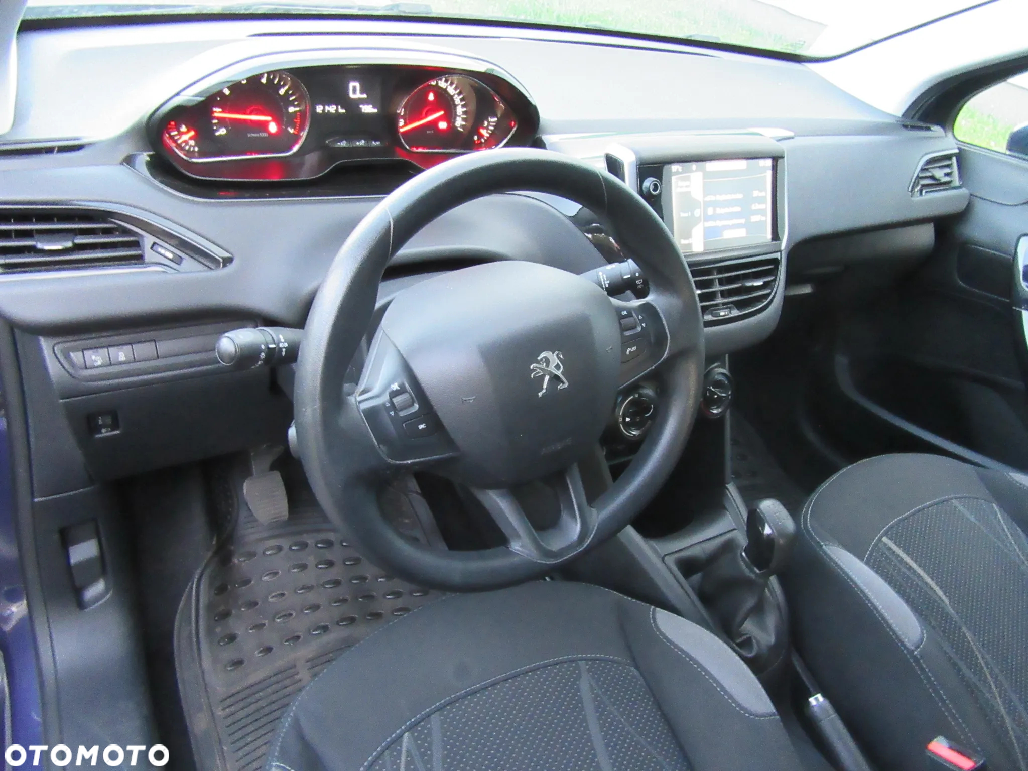 Peugeot 208 1.2 PureTech Allure - 6