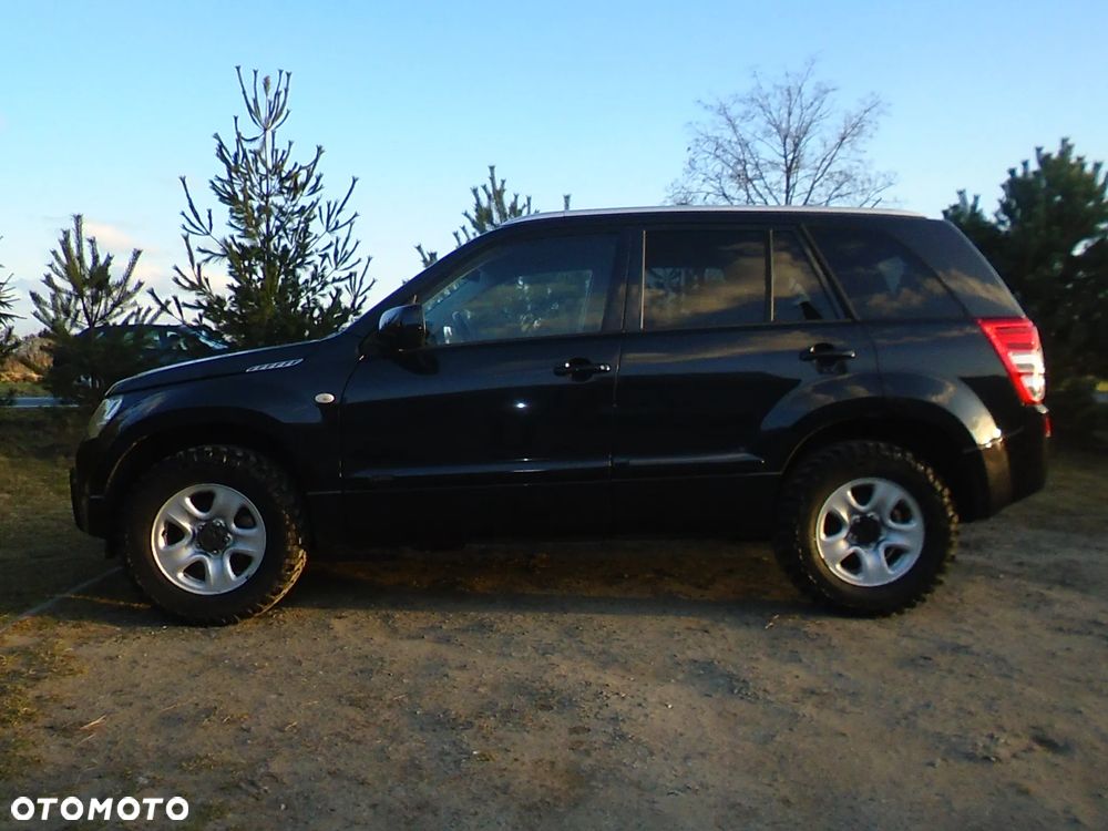 Suzuki Grand Vitara 2.0 Comfort - 4