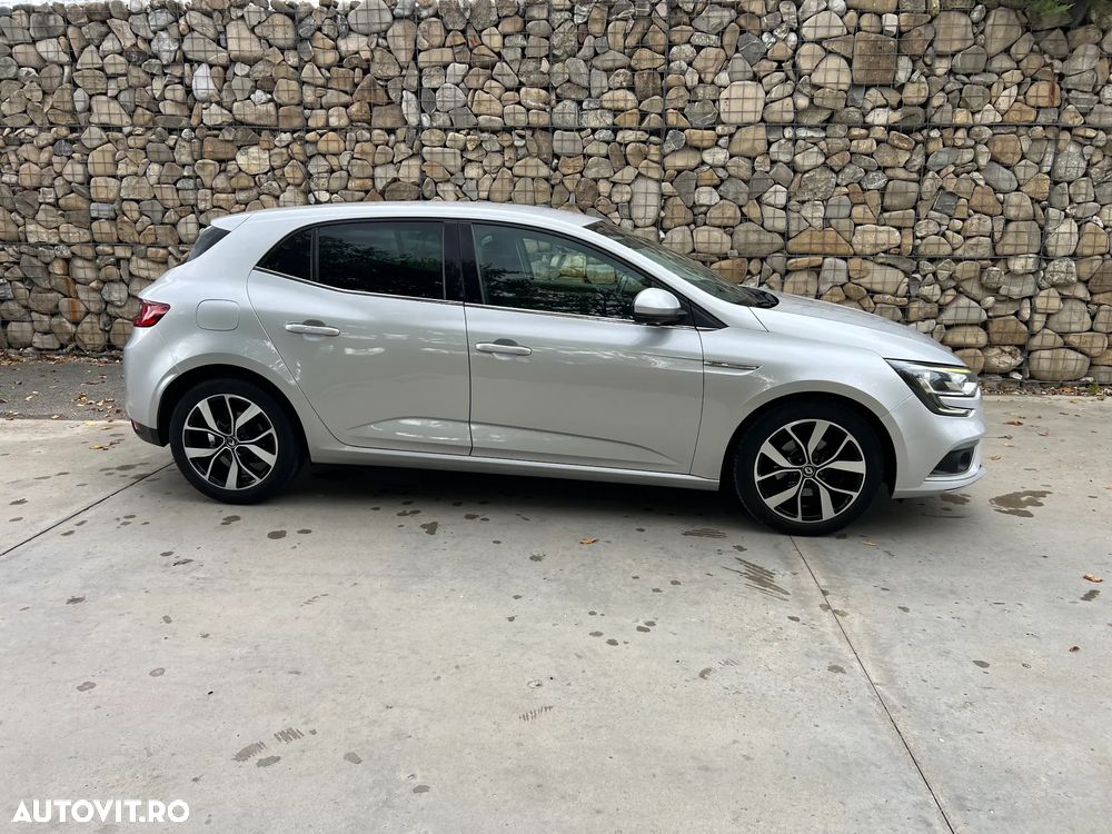 Renault Megane ENERGY dCi 110 Start & Stop Bose Edition - 20