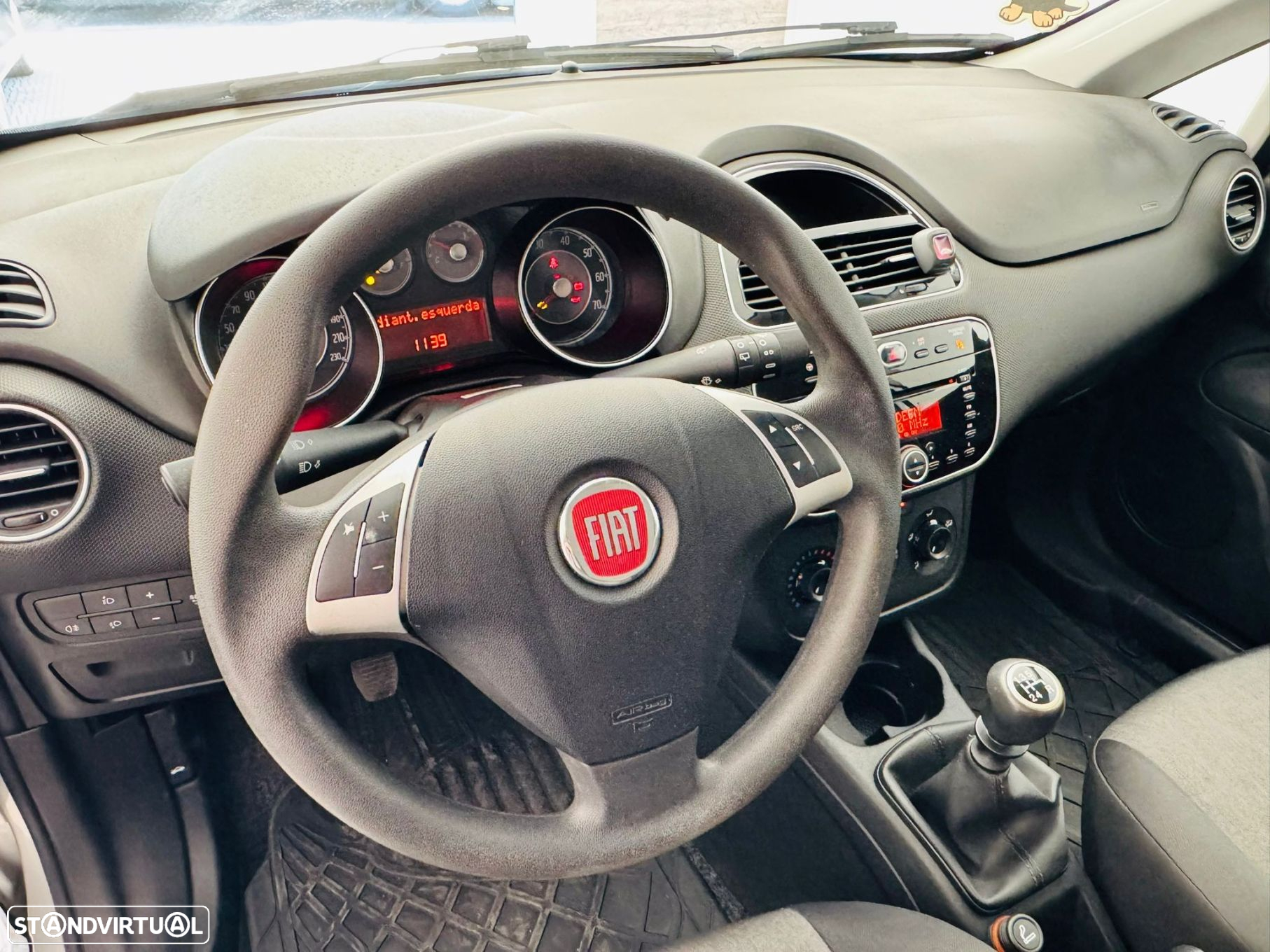 Fiat Punto 1.2 Lounge S&S - 10