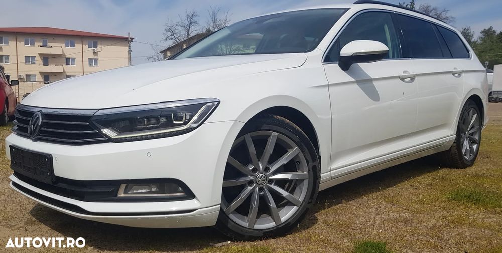 Volkswagen Passat 2.0 TDI SCR DSG Elegance - 1