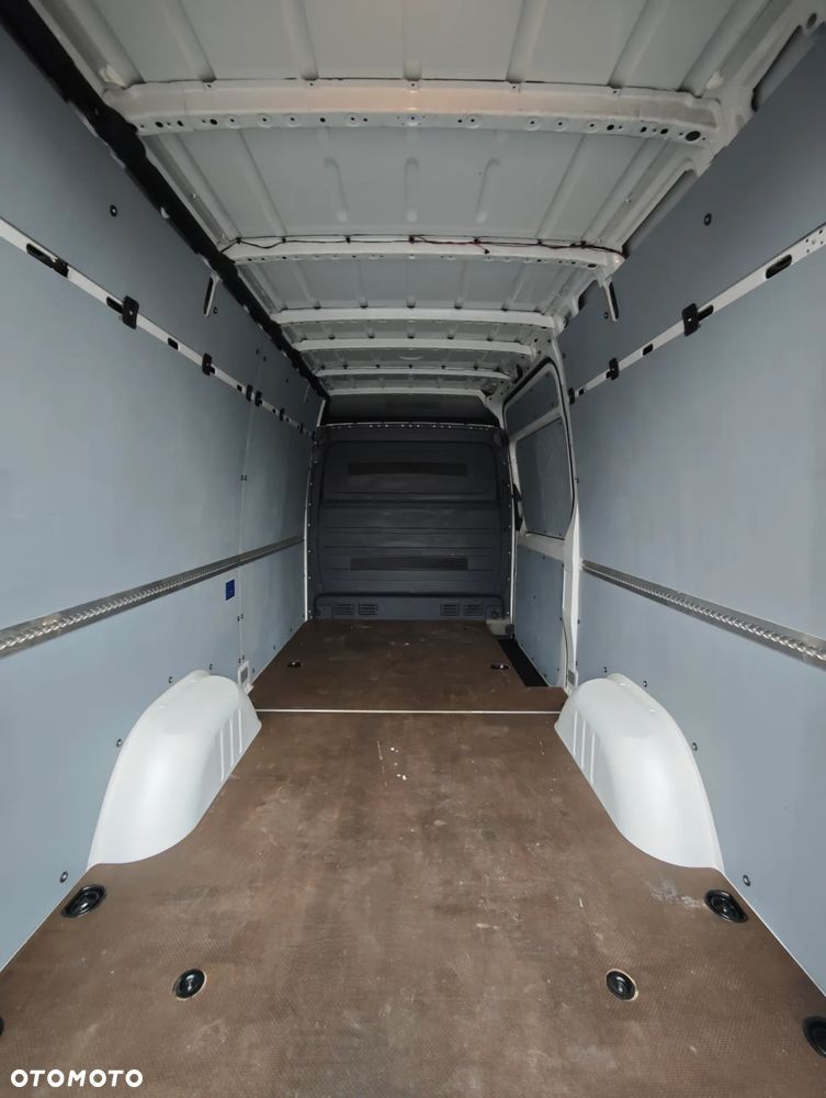 Volkswagen Crafter - 20