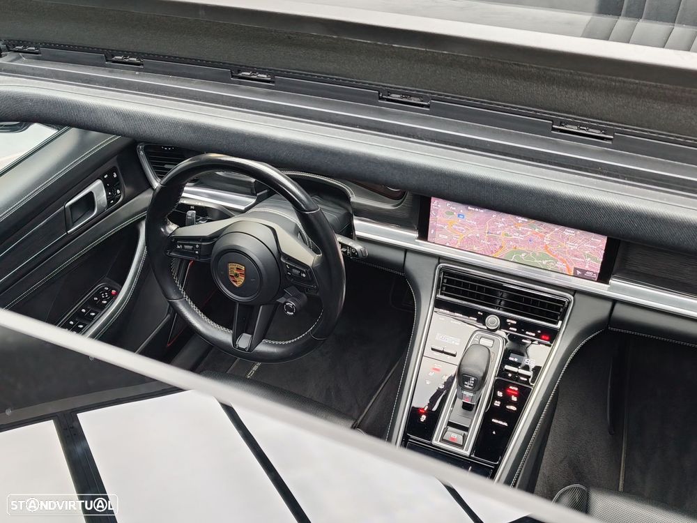 Porsche Panamera Sport Turismo 4S E-Hybrid - 30