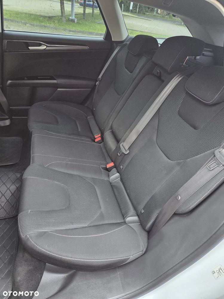 Ford Mondeo - 4